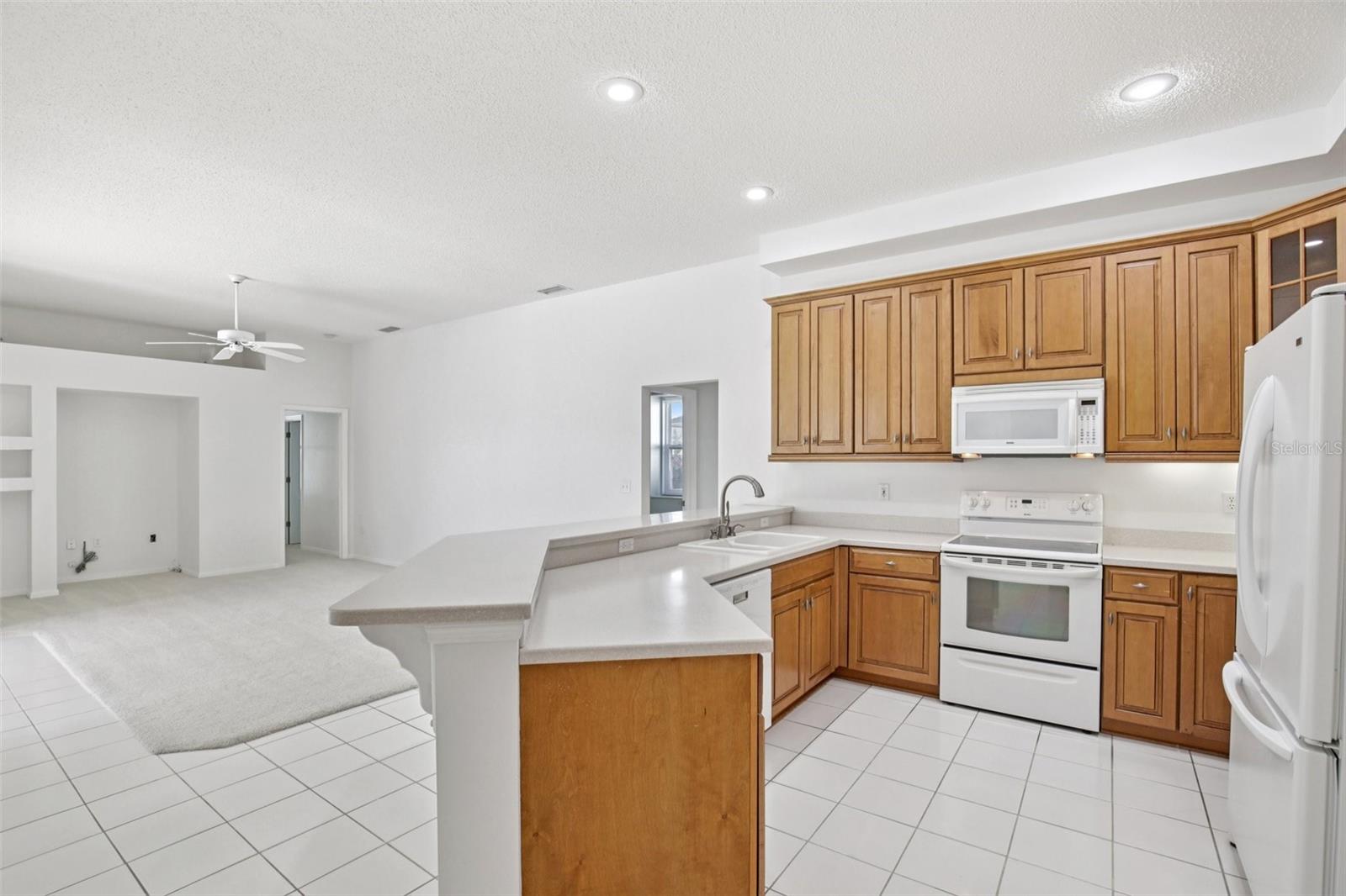 6503 DREWRYS BLF, BRADENTON, FL, 34203