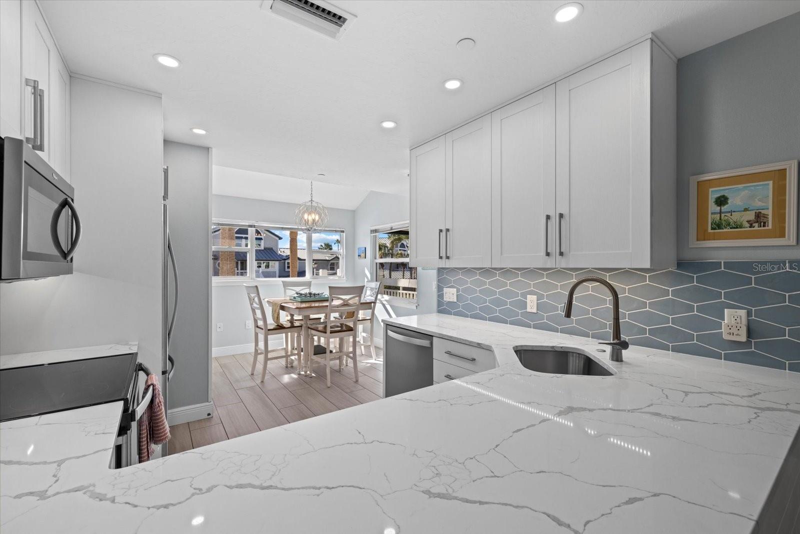 1275 SIESTA BAYSIDE DR #1275, SARASOTA, FL, 34242