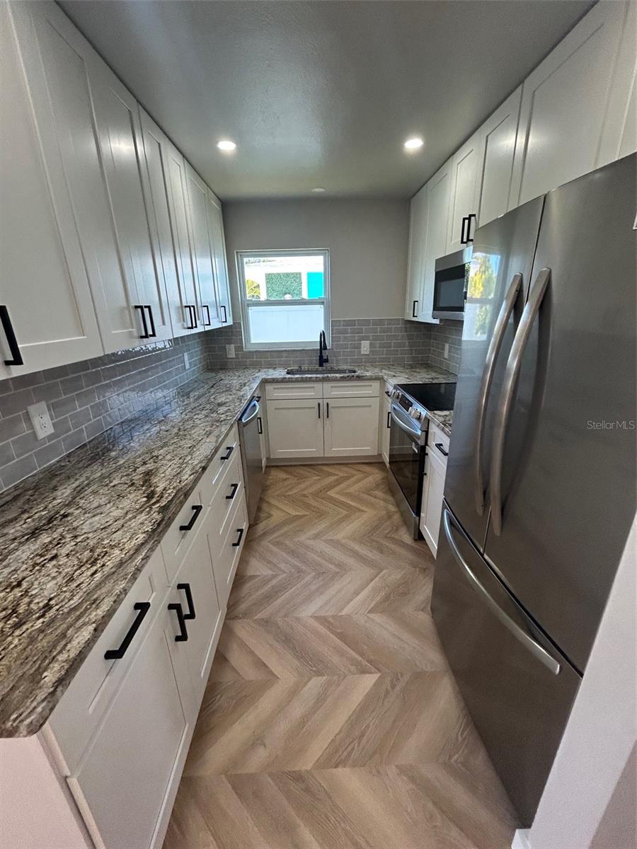 428 62ND ST, HOLMES BEACH, FL, 34217