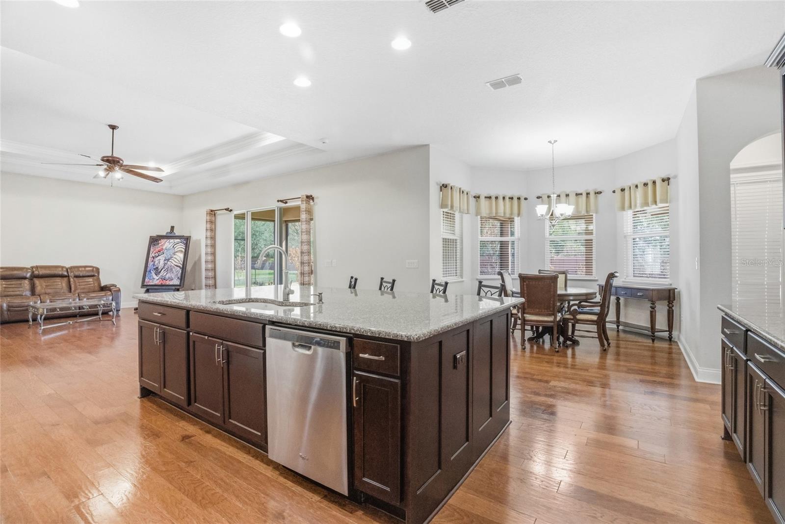 18002 BELLEZZA DR, ORLANDO, FL, 32820