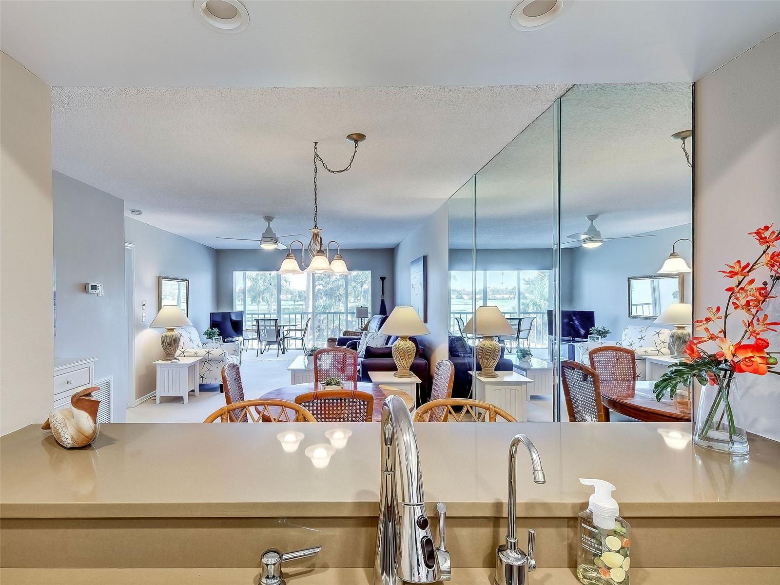 408 CERROMAR CIR S #233, VENICE, FL, 34293