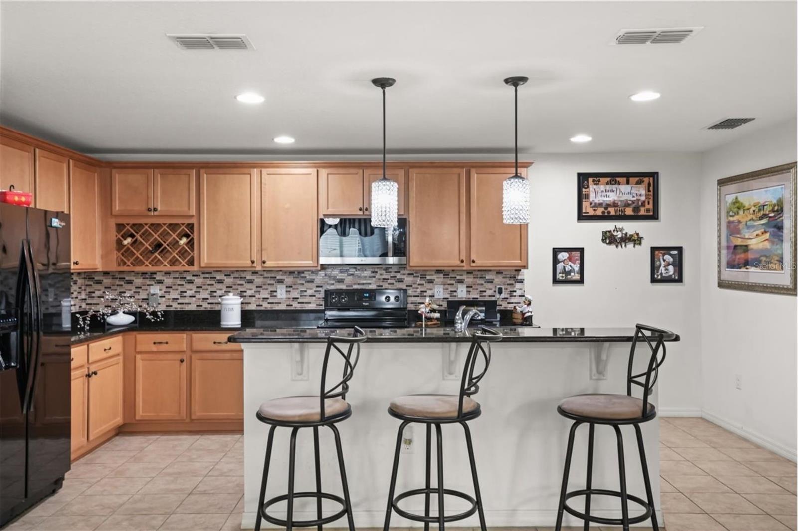 1972 APPALACHEE CIR, TAVARES, FL, 32778