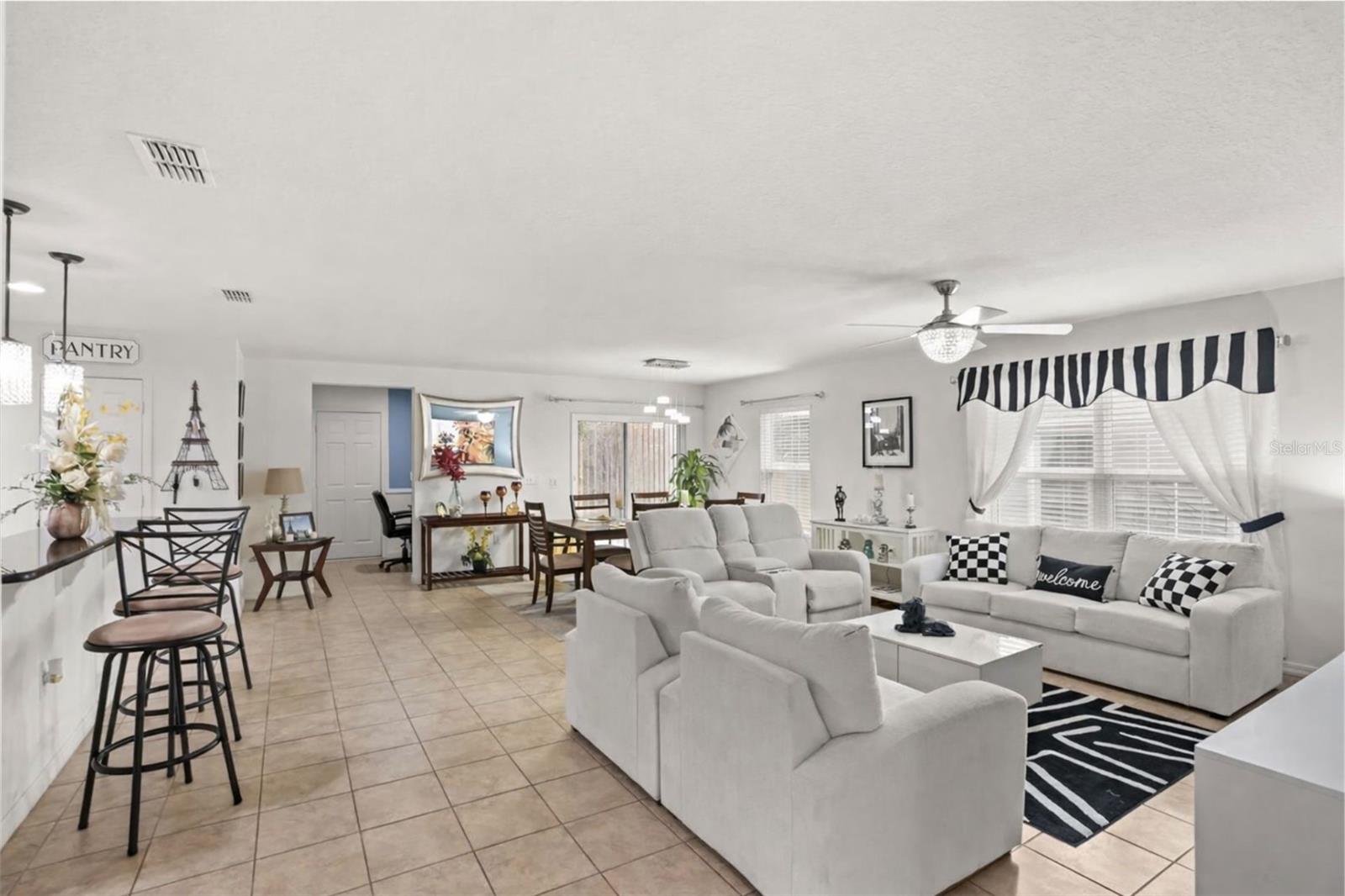 1972 APPALACHEE CIR, TAVARES, FL, 32778