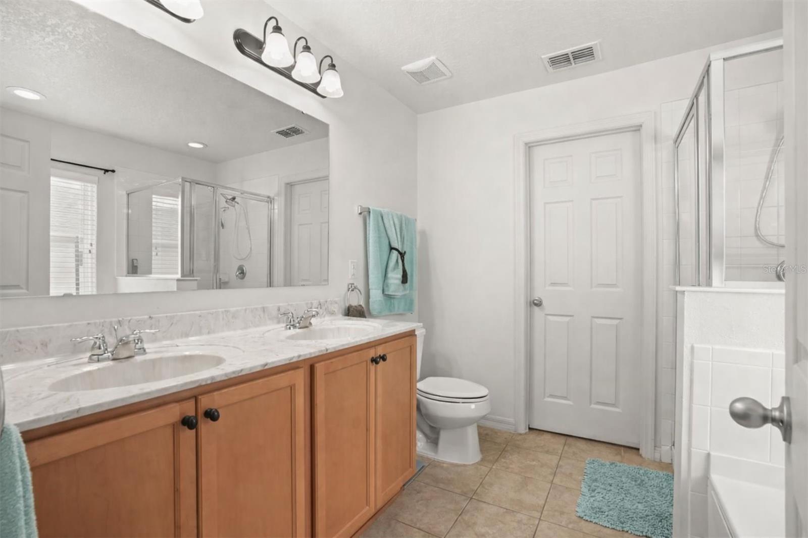 1972 APPALACHEE CIR, TAVARES, FL, 32778