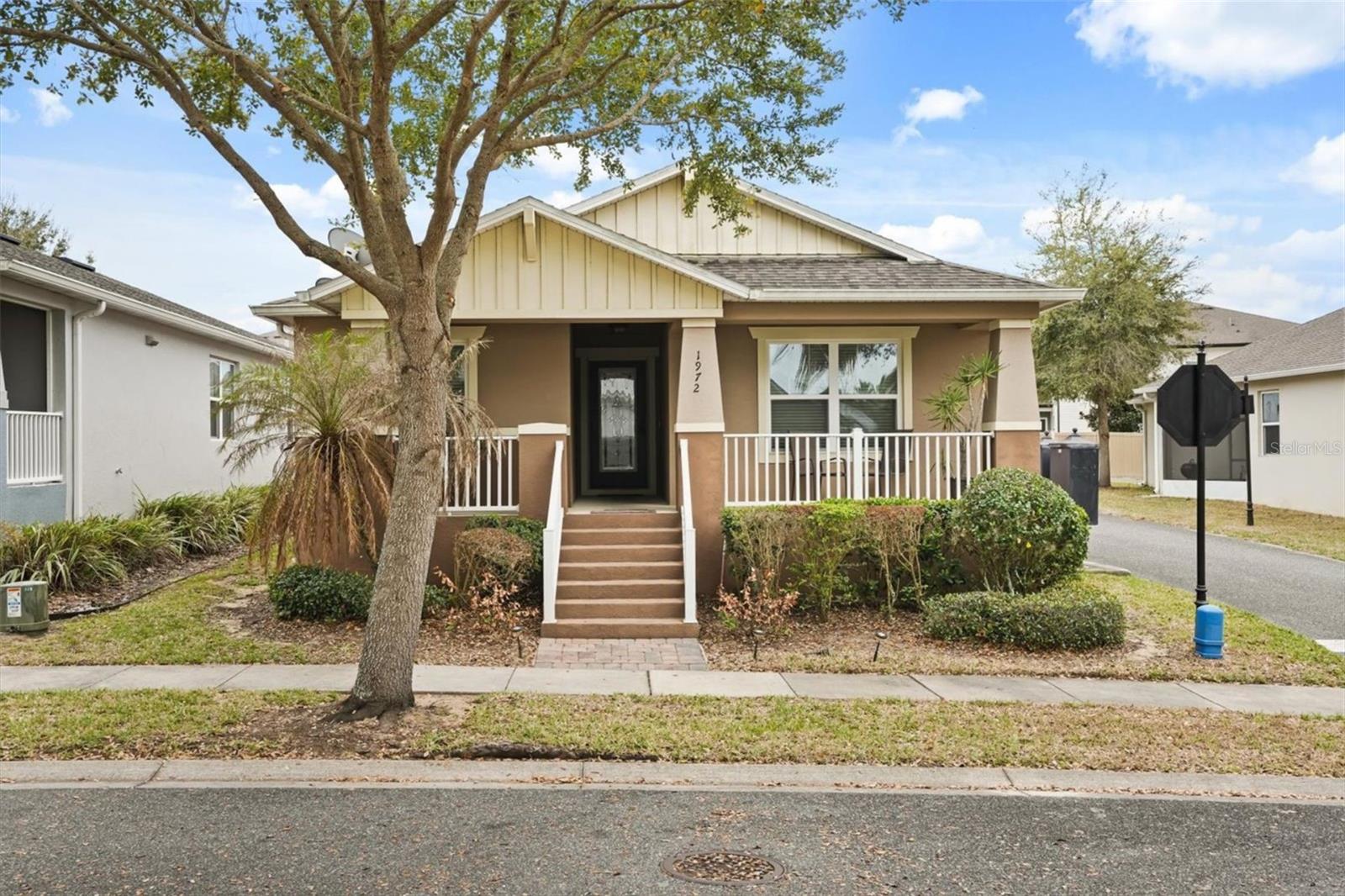 1972 APPALACHEE CIR, TAVARES, FL, 32778