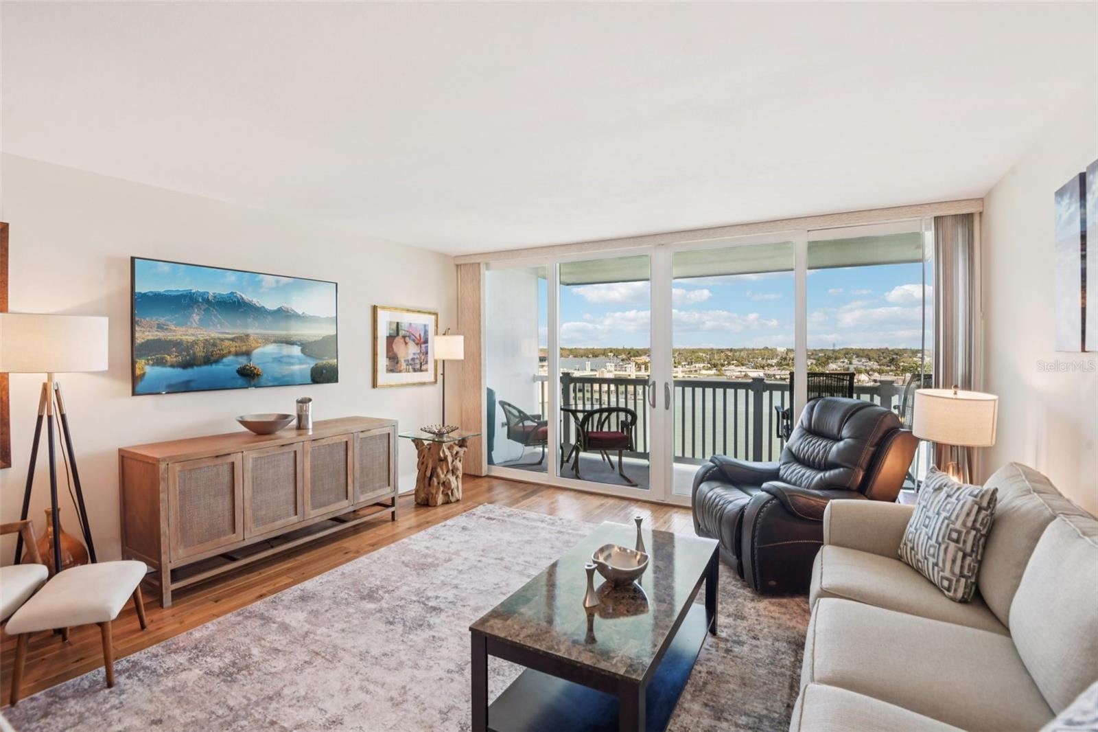 500 TREASURE ISLAND CSWY #711, TREASURE ISLAND, FL, 33706