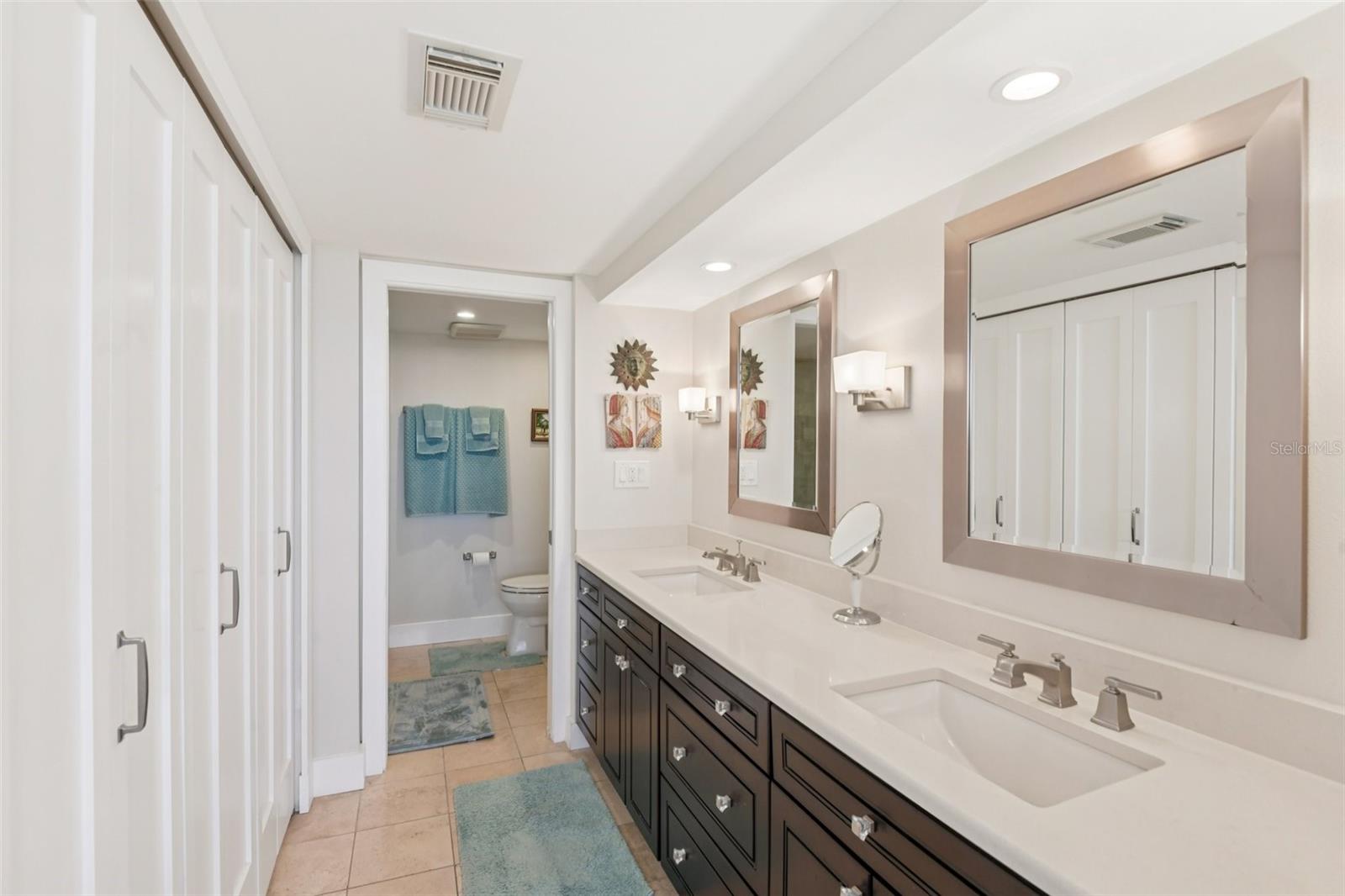 500 TREASURE ISLAND CSWY #711, TREASURE ISLAND, FL, 33706