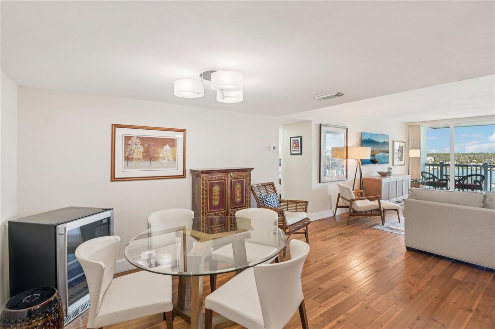 500 TREASURE ISLAND CSWY #711, TREASURE ISLAND, FL, 33706