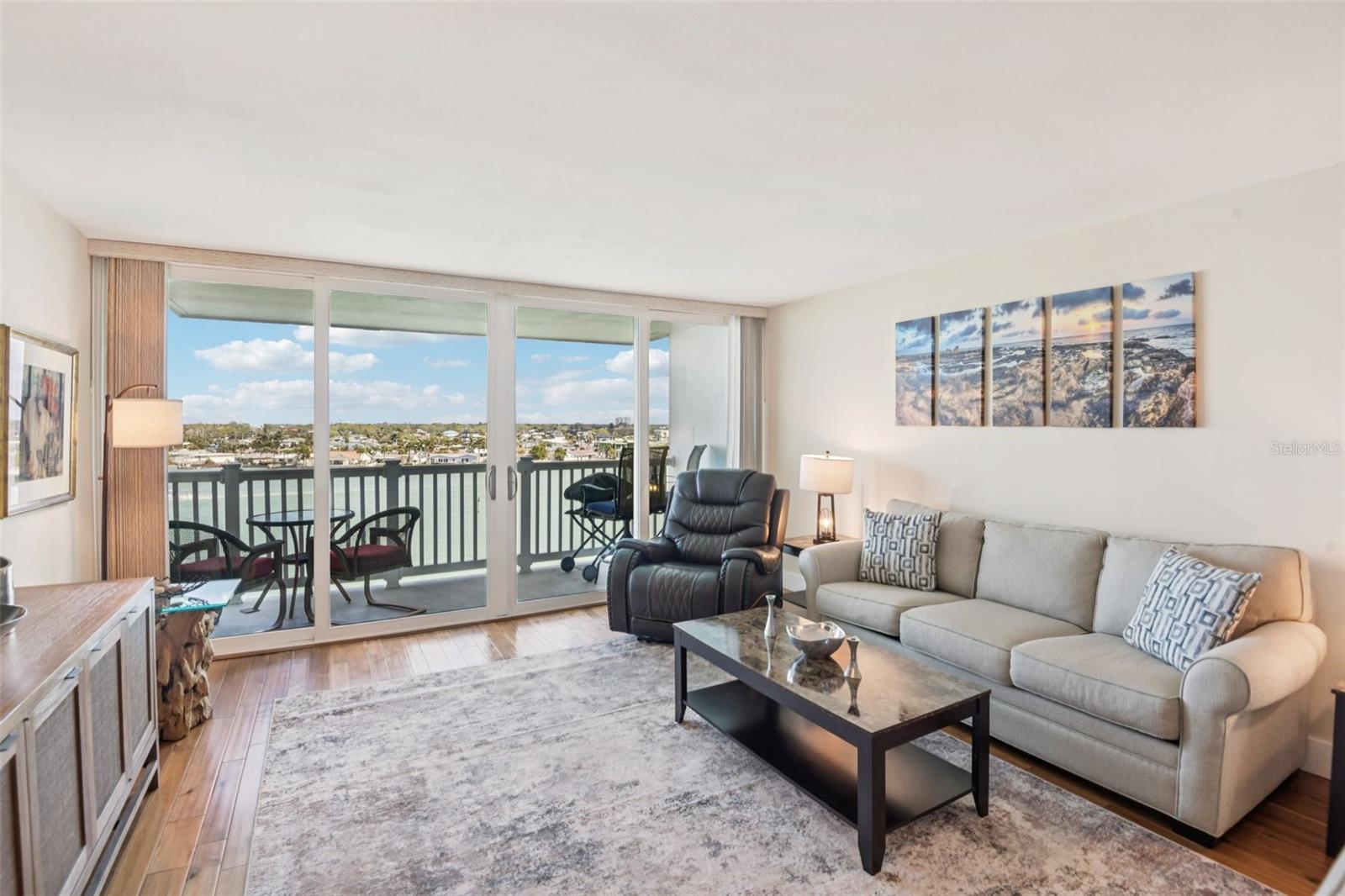 500 TREASURE ISLAND CSWY #711, TREASURE ISLAND, FL, 33706