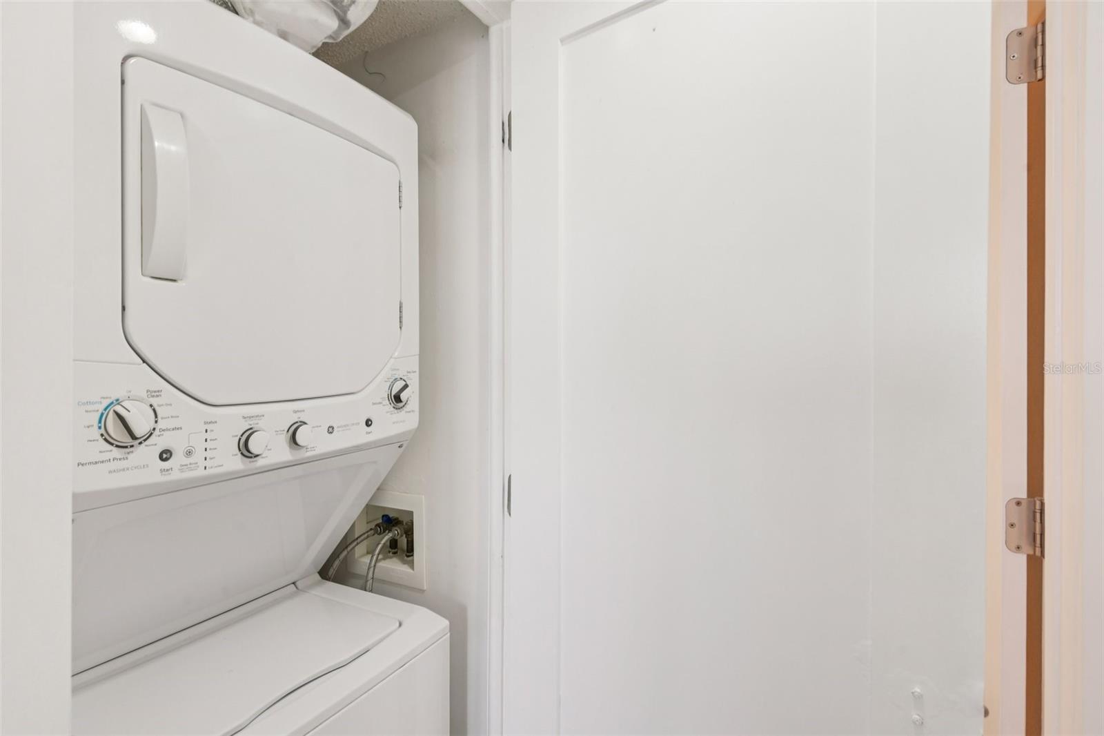 500 TREASURE ISLAND CSWY #711, TREASURE ISLAND, FL, 33706