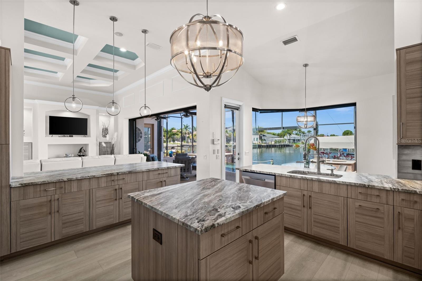 5205 TAMIAMI CT, CAPE CORAL, FL, 33904