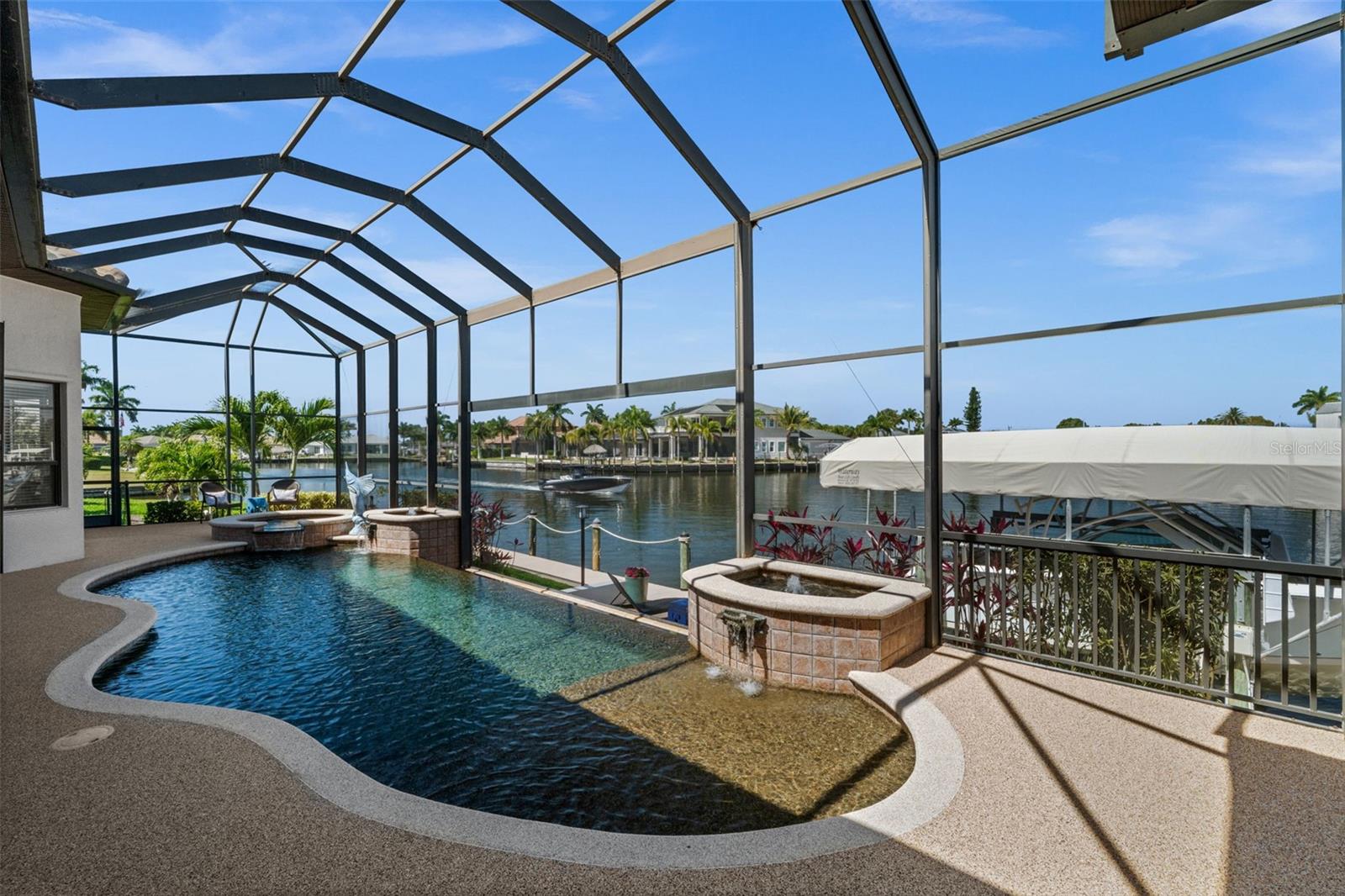 5205 TAMIAMI CT, CAPE CORAL, FL, 33904