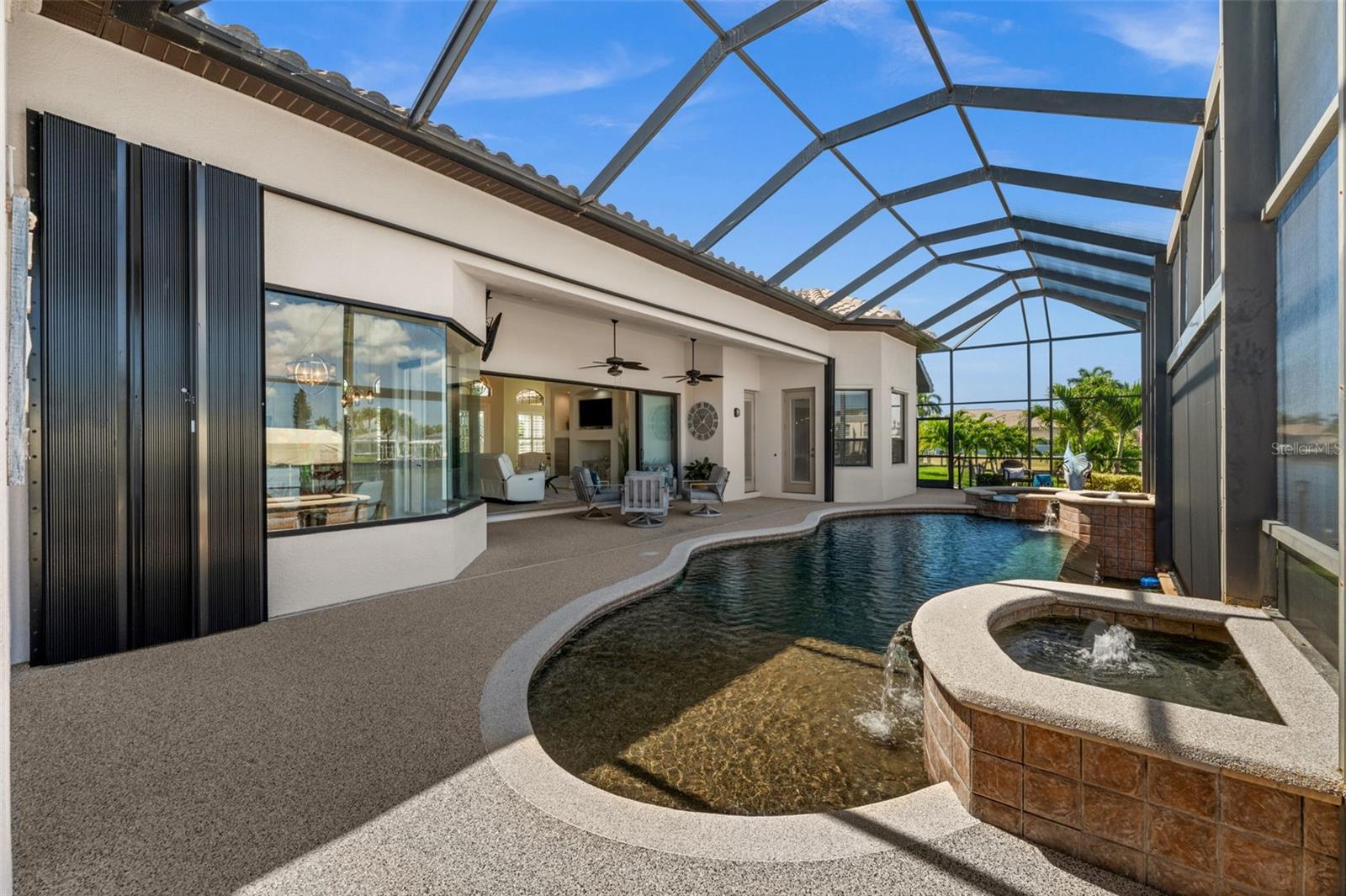 5205 TAMIAMI CT, CAPE CORAL, FL, 33904
