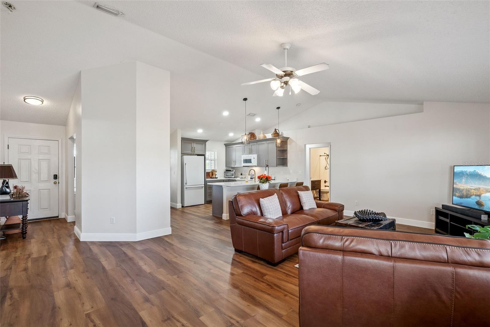 2500 COURTLAND BLVD, DELTONA, FL, 32738