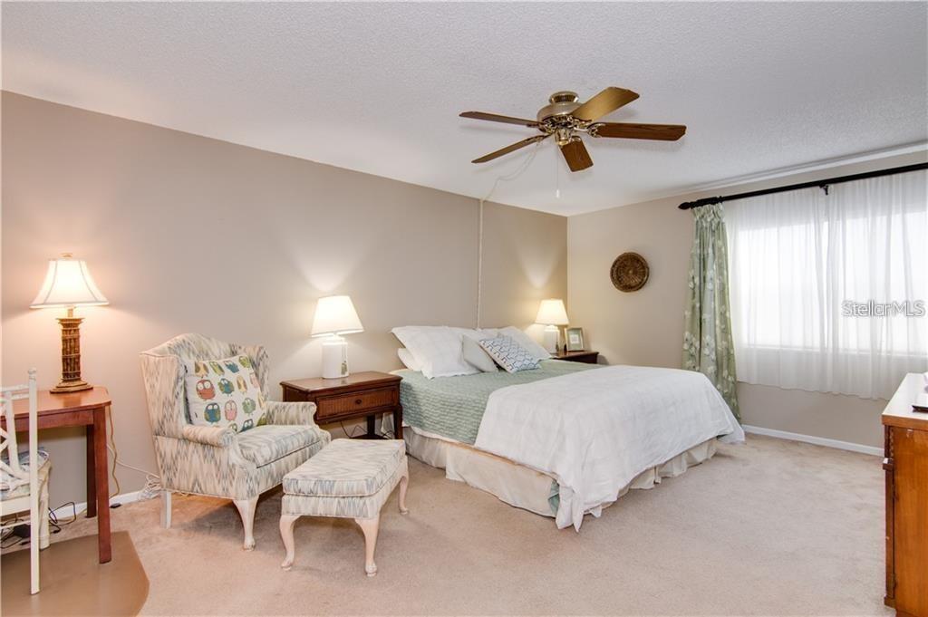 1706 BELLEAIR FOREST DR #140, BELLEAIR, FL, 33756