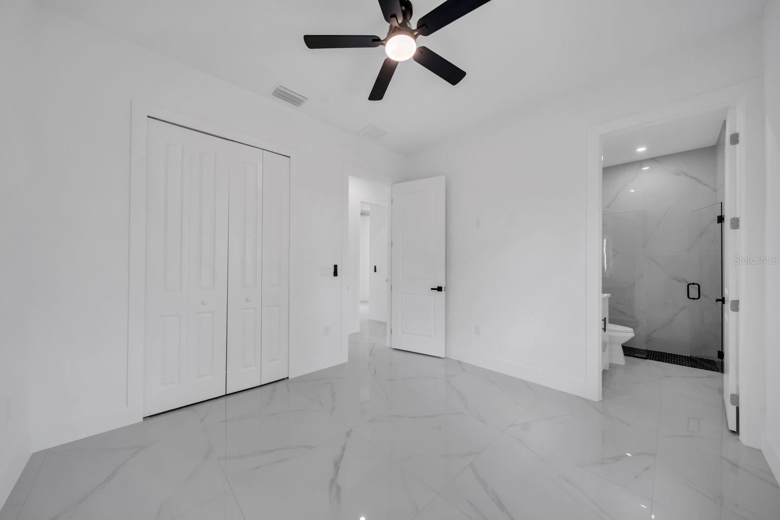 635 SUMMIT AVE S, LEHIGH ACRES, FL, 33974