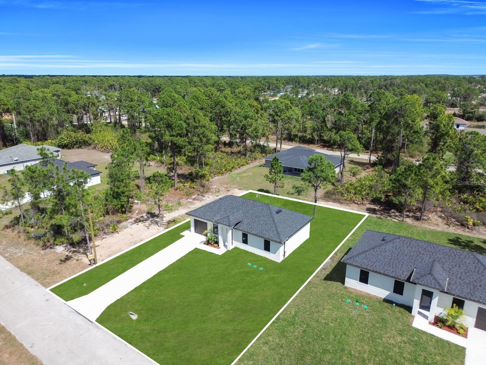 635 SUMMIT AVE S, LEHIGH ACRES, FL, 33974