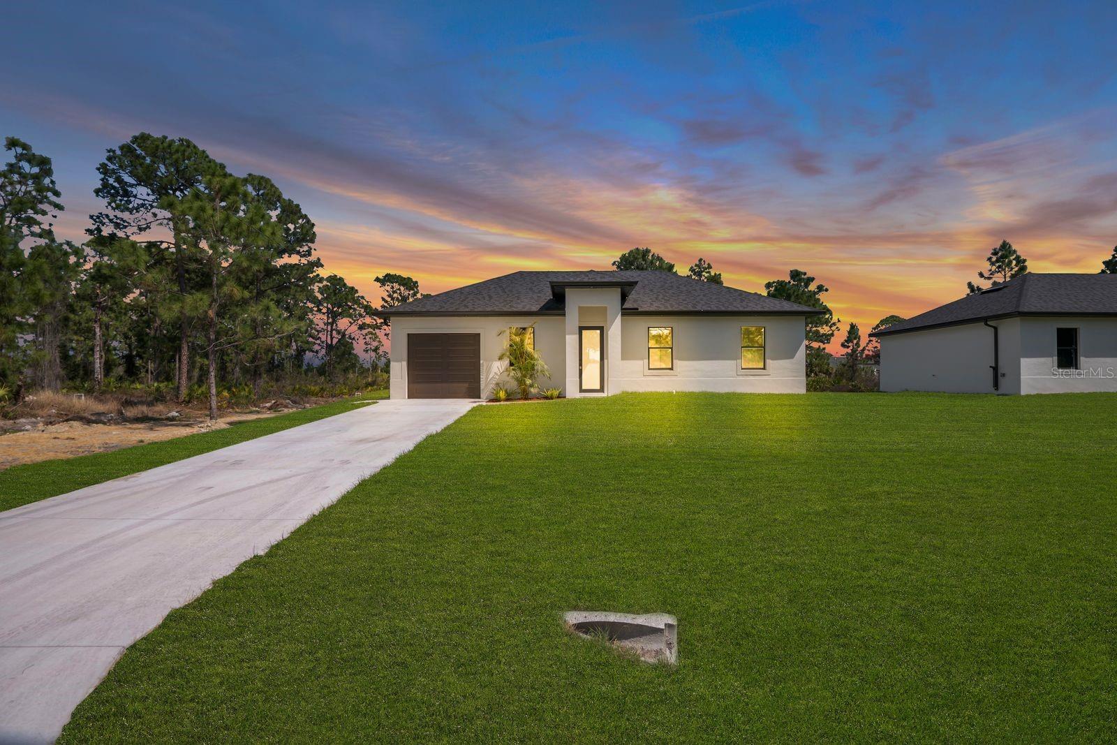 635 SUMMIT AVE S, LEHIGH ACRES, FL, 33974