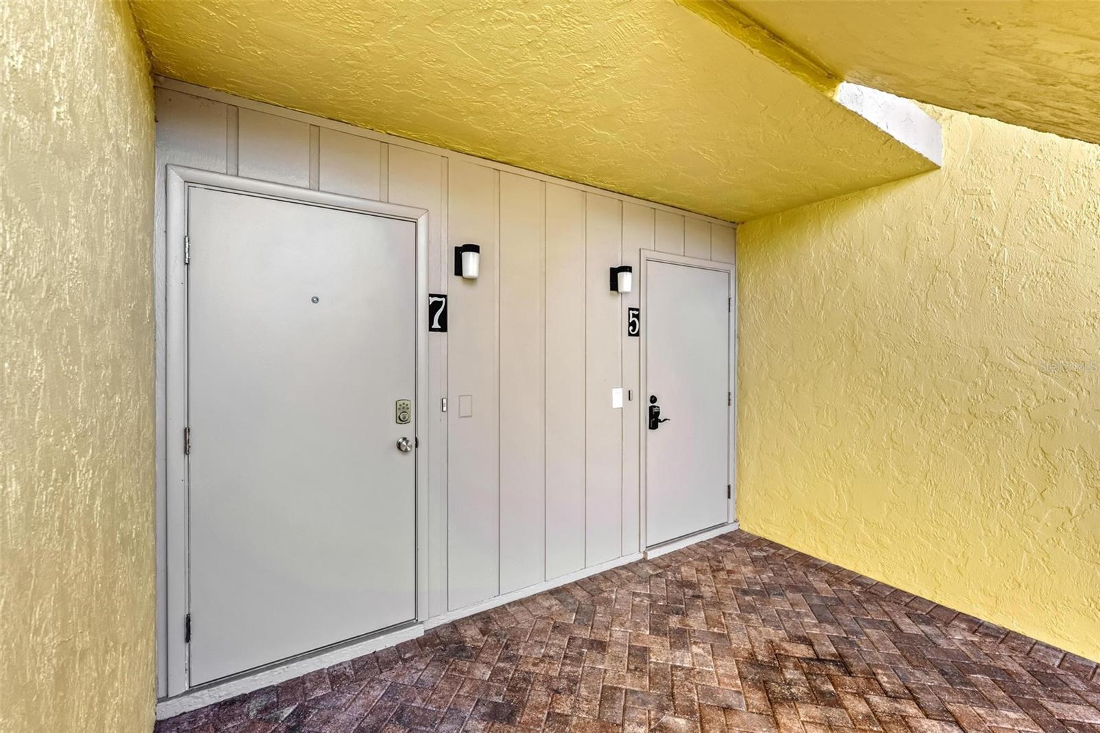 101 LOUELLA LN #5, NOKOMIS, FL, 34275