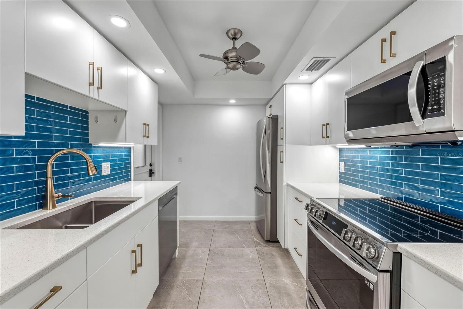 101 LOUELLA LN #5, NOKOMIS, FL, 34275