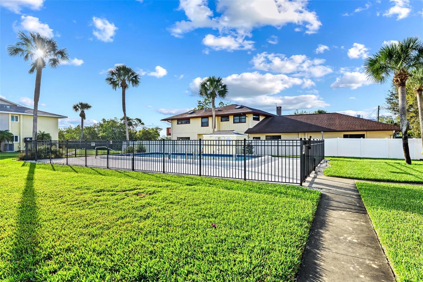 101 LOUELLA LN #5, NOKOMIS, FL, 34275