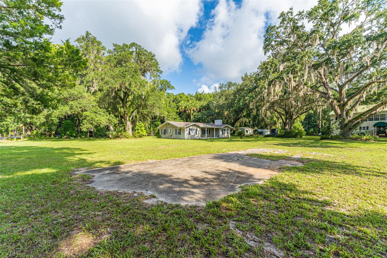8585 W MISS MAGGIE DR, HOMOSASSA, FL, 34448