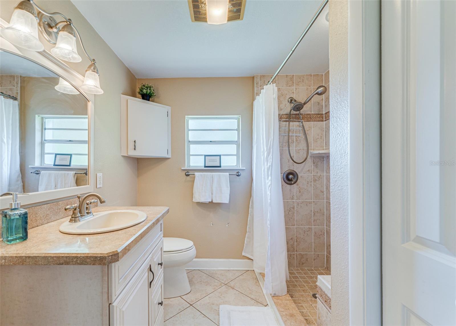8585 W MISS MAGGIE DR, HOMOSASSA, FL, 34448