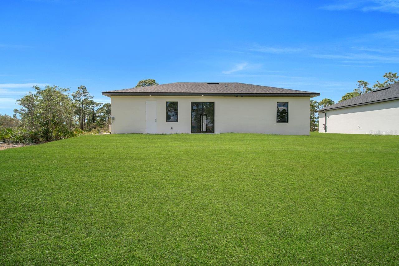 637 SUMMIT AVE S, LEHIGH ACRES, FL, 33974