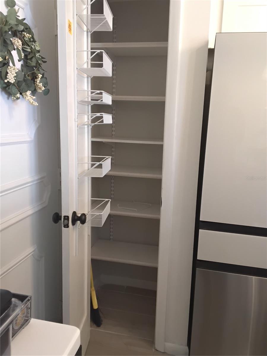 Closet pantry