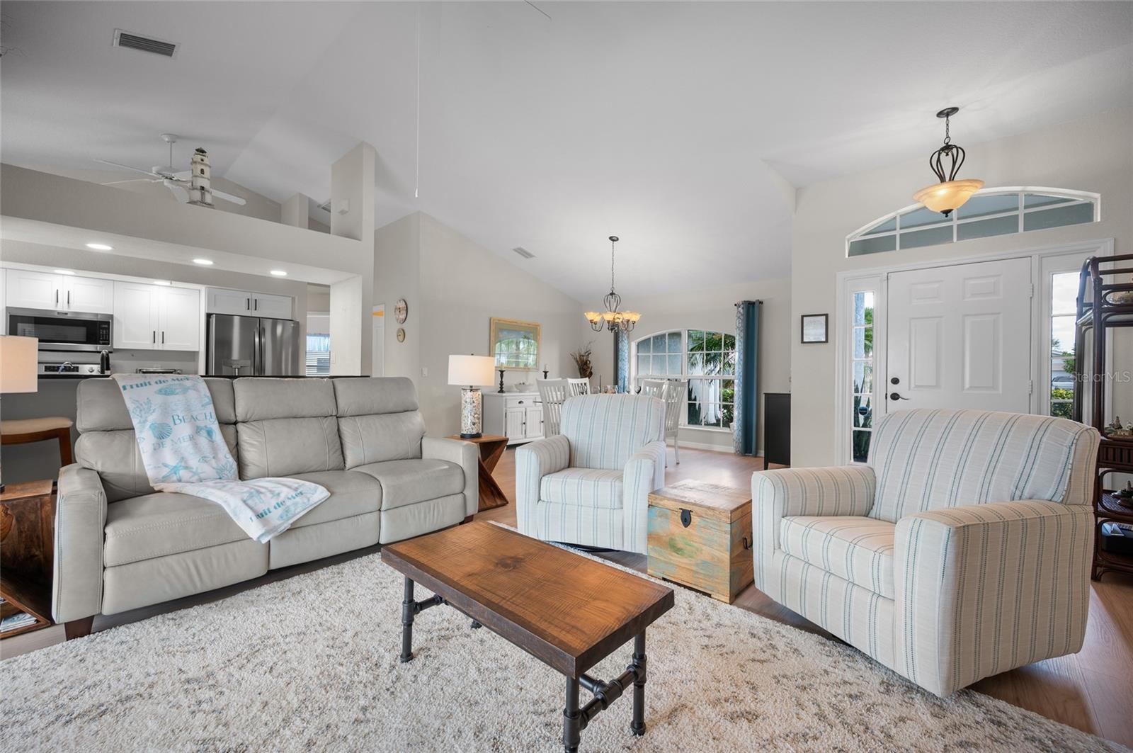 27 MARINER LN, ROTONDA WEST, FL, 33947