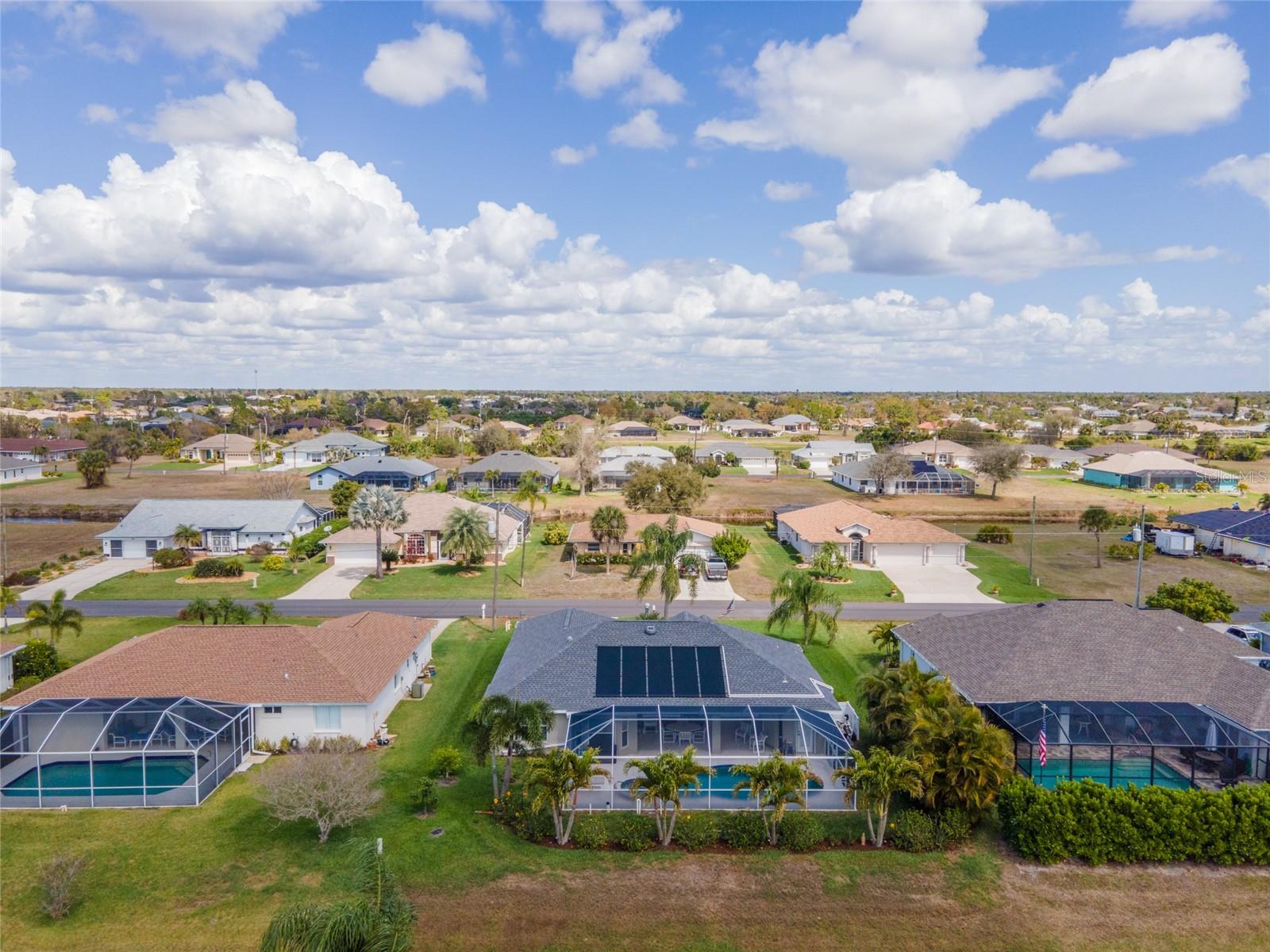27 MARINER LN, ROTONDA WEST, FL, 33947