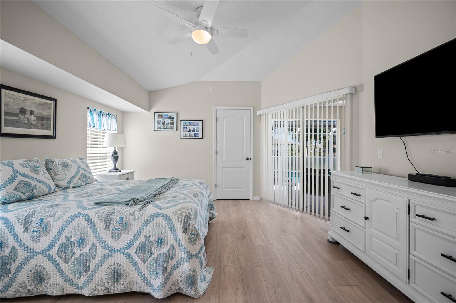 27 MARINER LN, ROTONDA WEST, FL, 33947