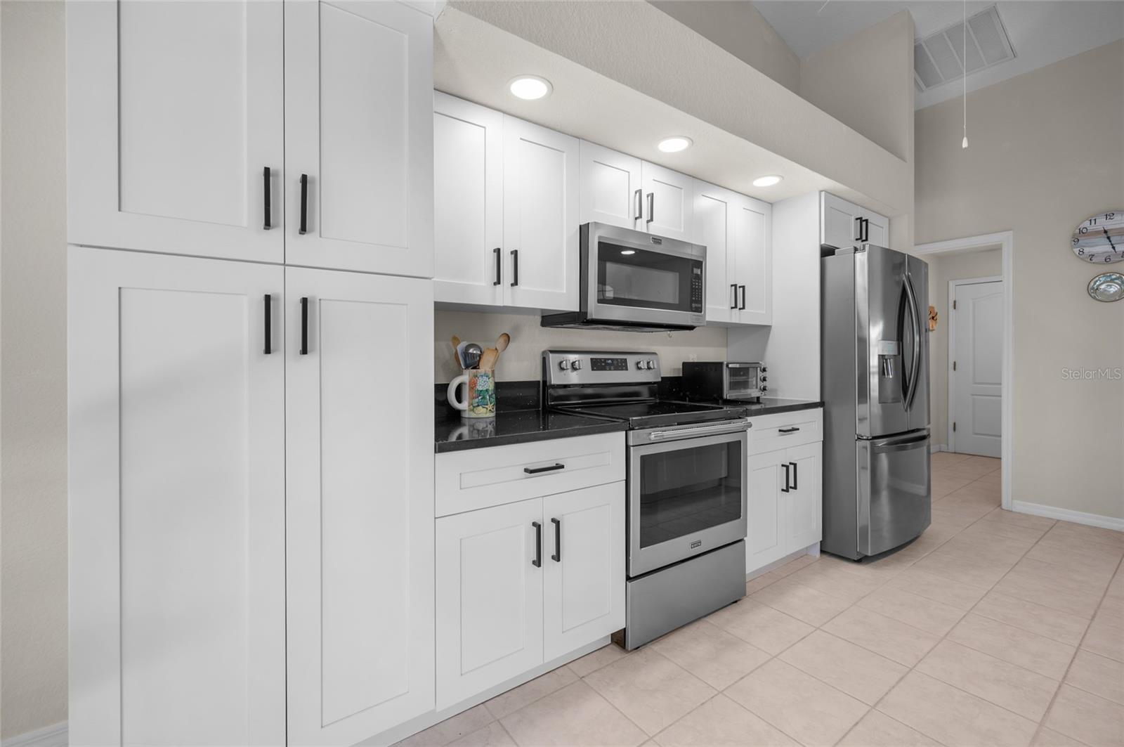 27 MARINER LN, ROTONDA WEST, FL, 33947