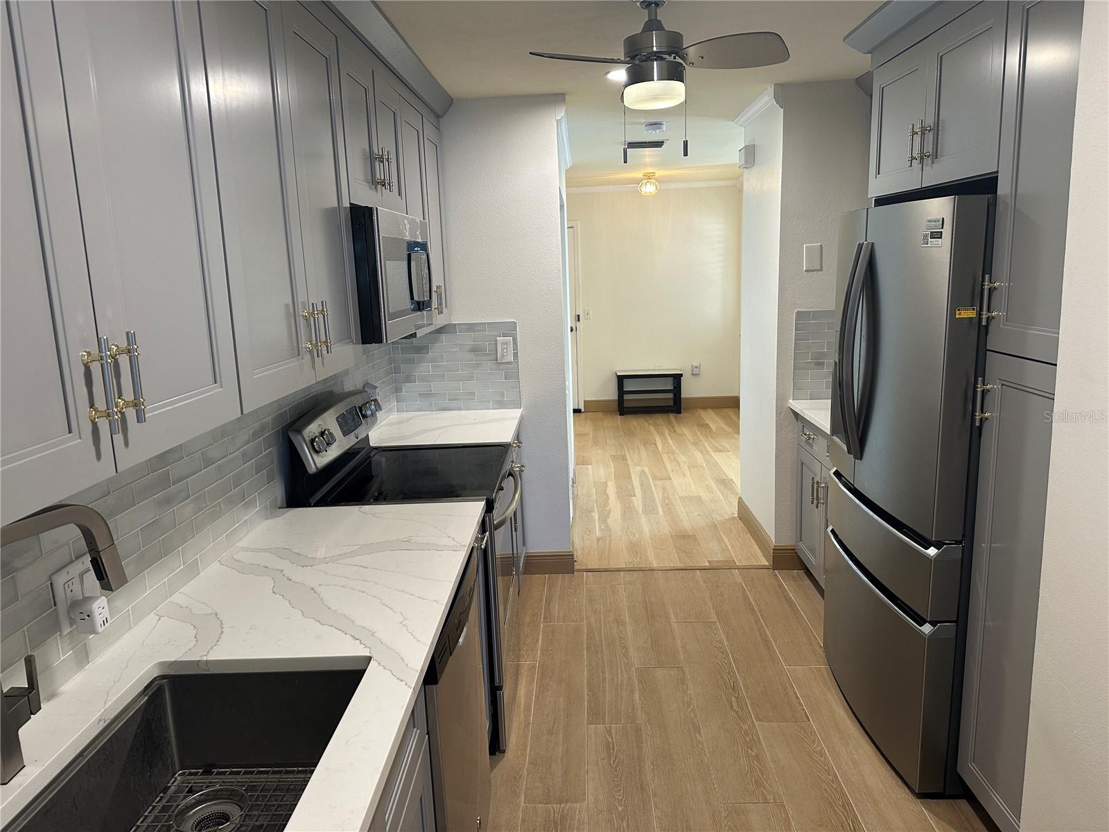 10444 SAINT TROPEZ PL, TAMPA, FL, 33615