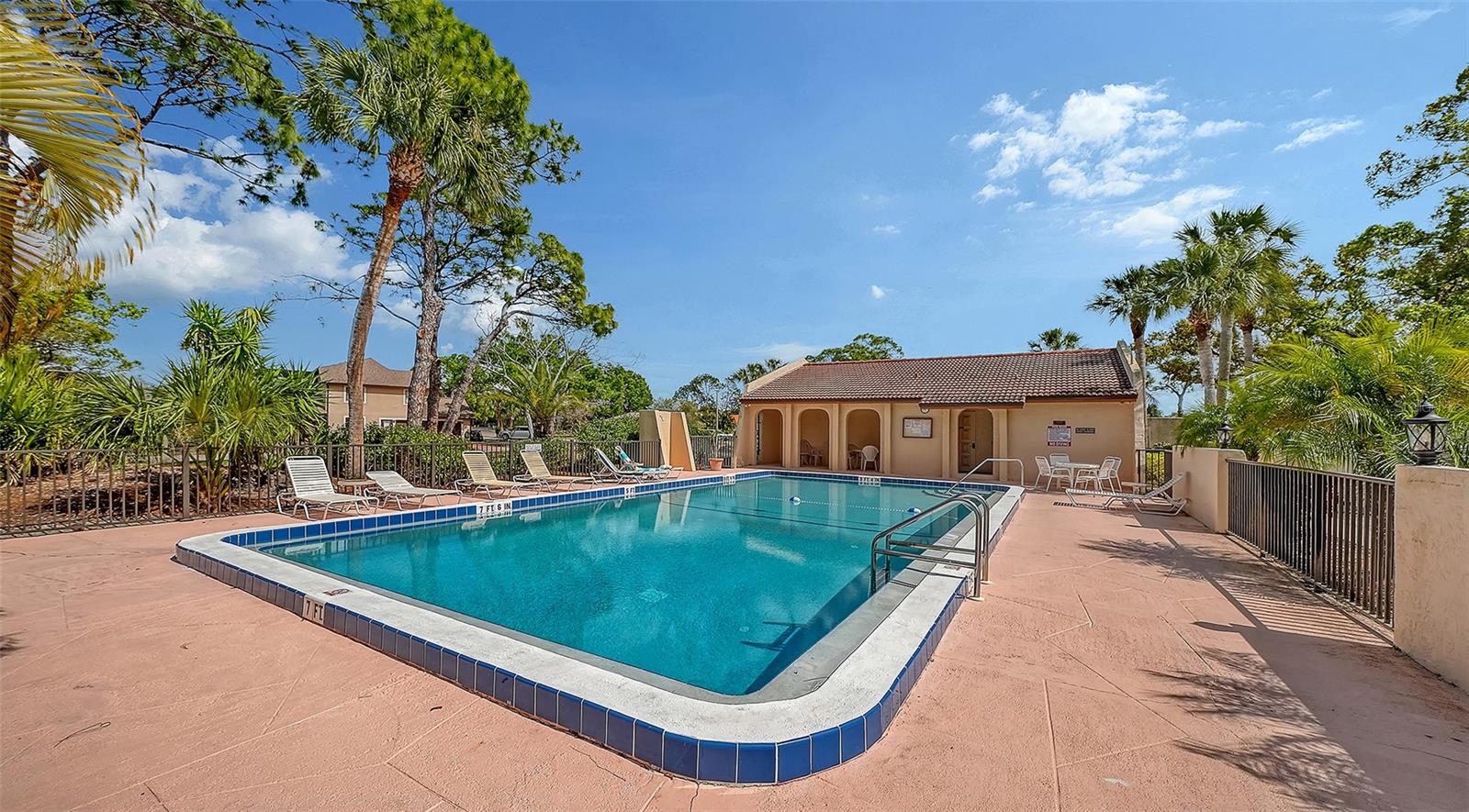 4750 MARSH FIELD RD #1, SARASOTA, FL, 34235