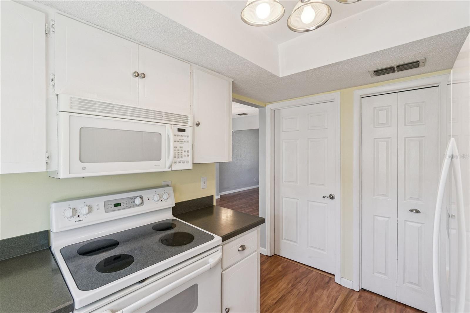 478 OXFORD DR, PORT ORANGE, FL, 32127