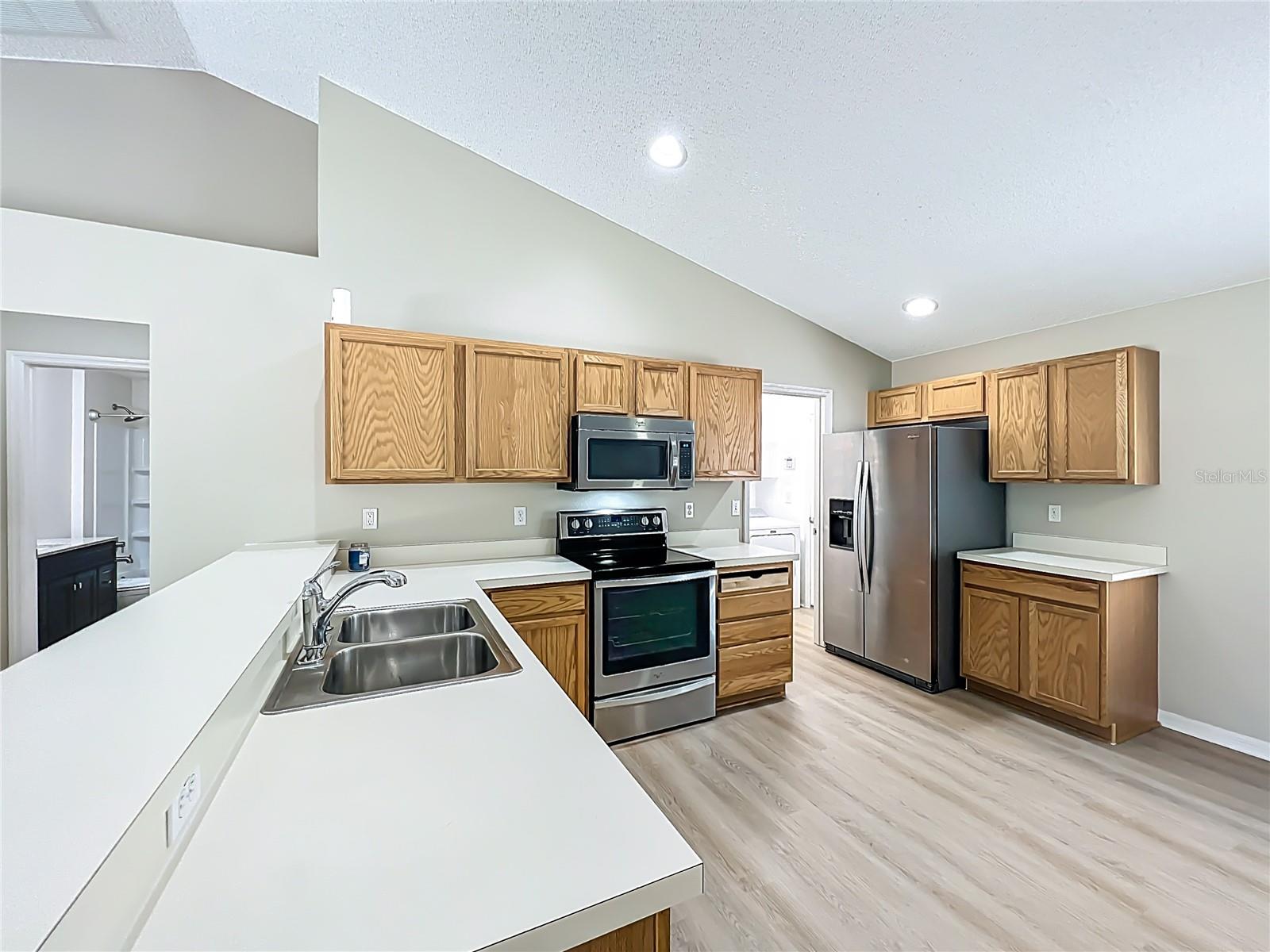 1103 LAKEVIEW OAKS DR, MINNEOLA, FL, 34715