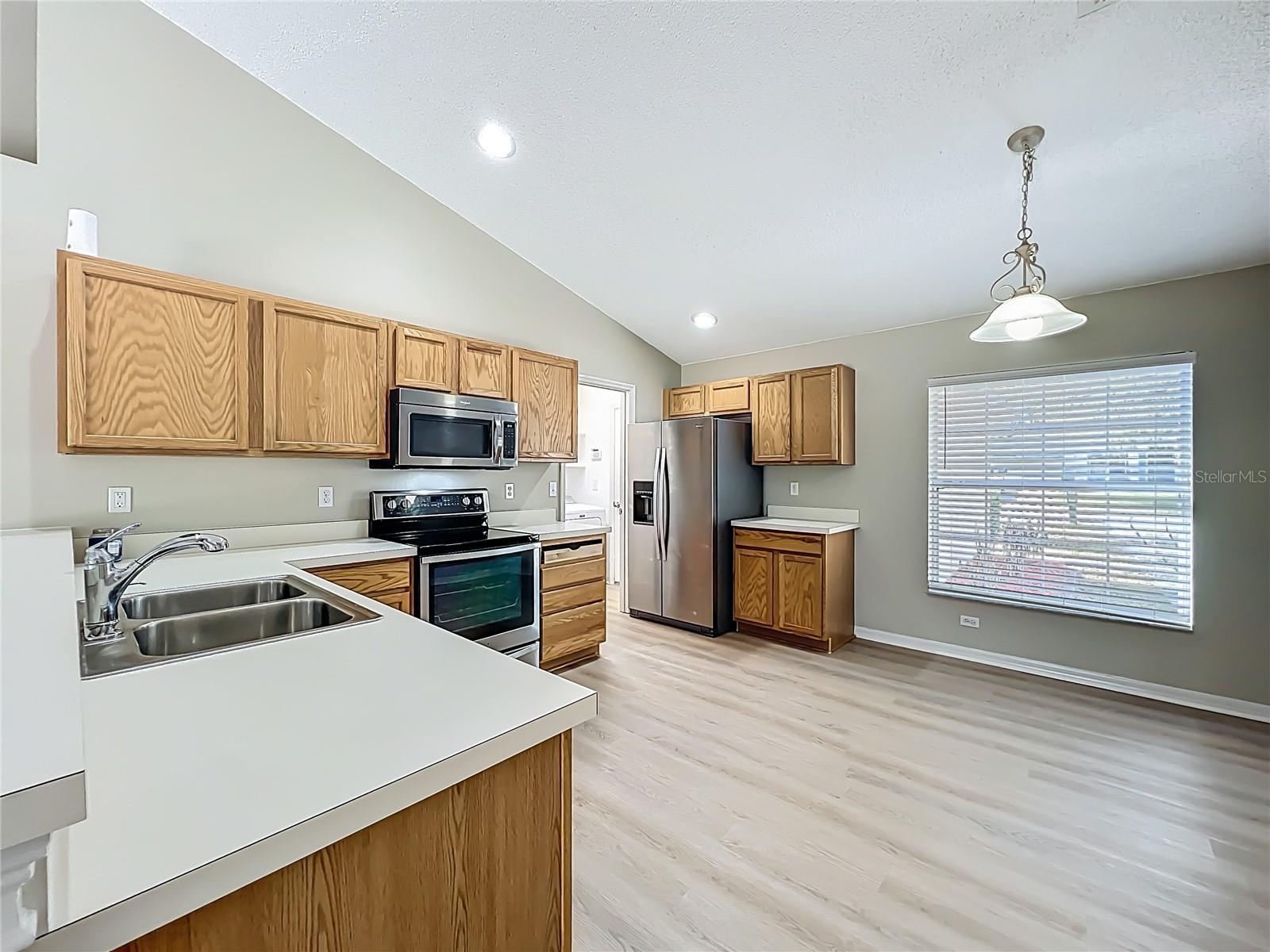 1103 LAKEVIEW OAKS DR, MINNEOLA, FL, 34715
