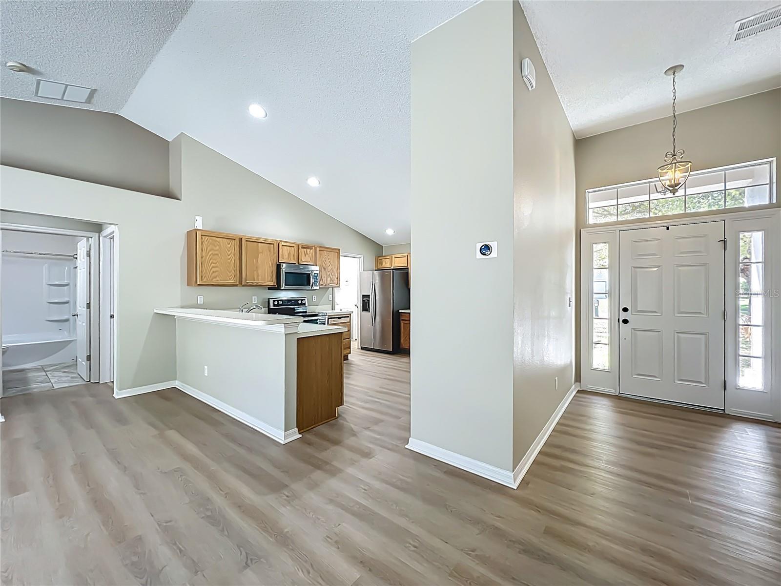 1103 LAKEVIEW OAKS DR, MINNEOLA, FL, 34715