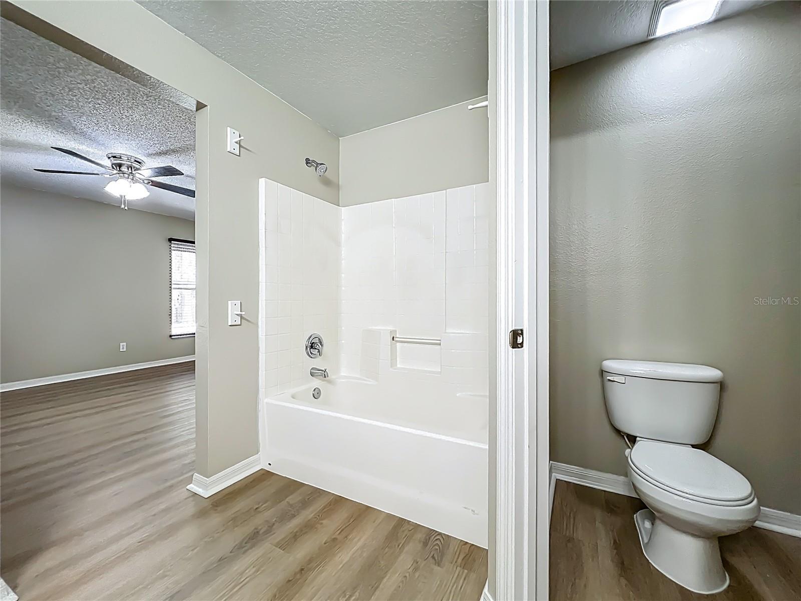 1103 LAKEVIEW OAKS DR, MINNEOLA, FL, 34715