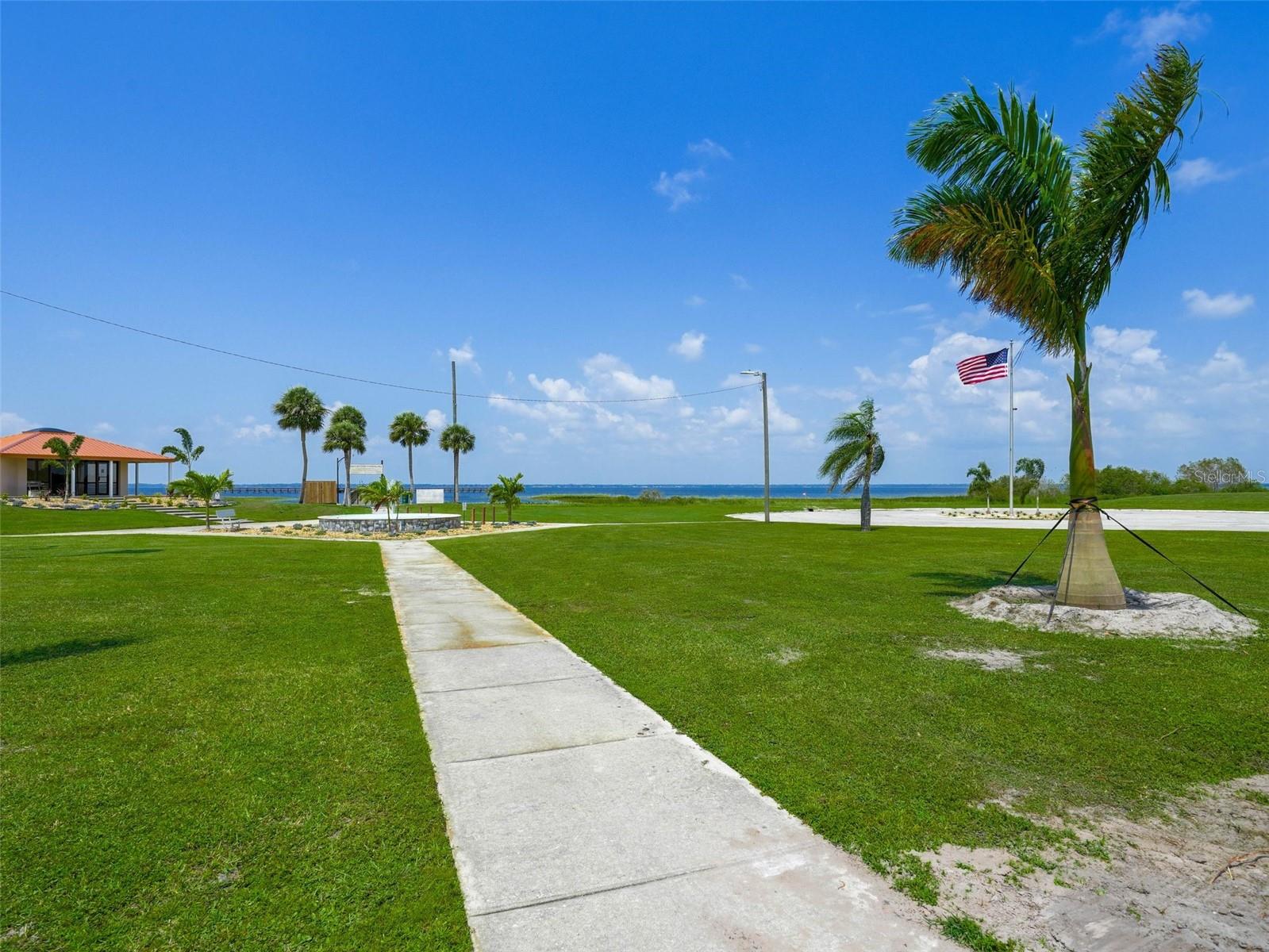 802 ALTHEA DR, INDIAN LAKE ESTATES, FL, 33855