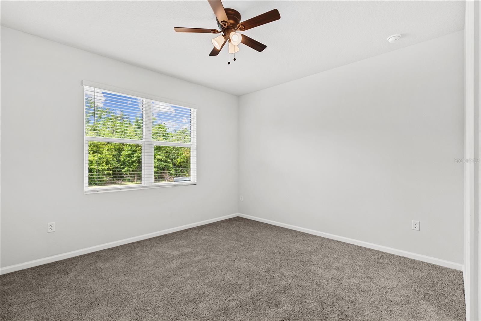 10200 SPRING LAKE DR, CLERMONT, FL, 34711