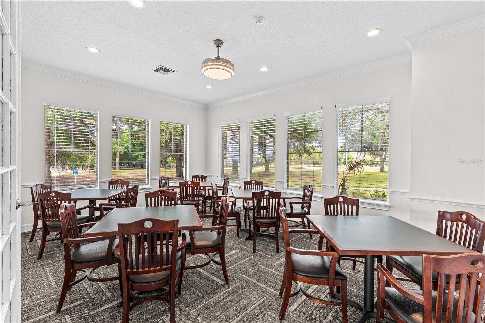 10200 SPRING LAKE DR, CLERMONT, FL, 34711