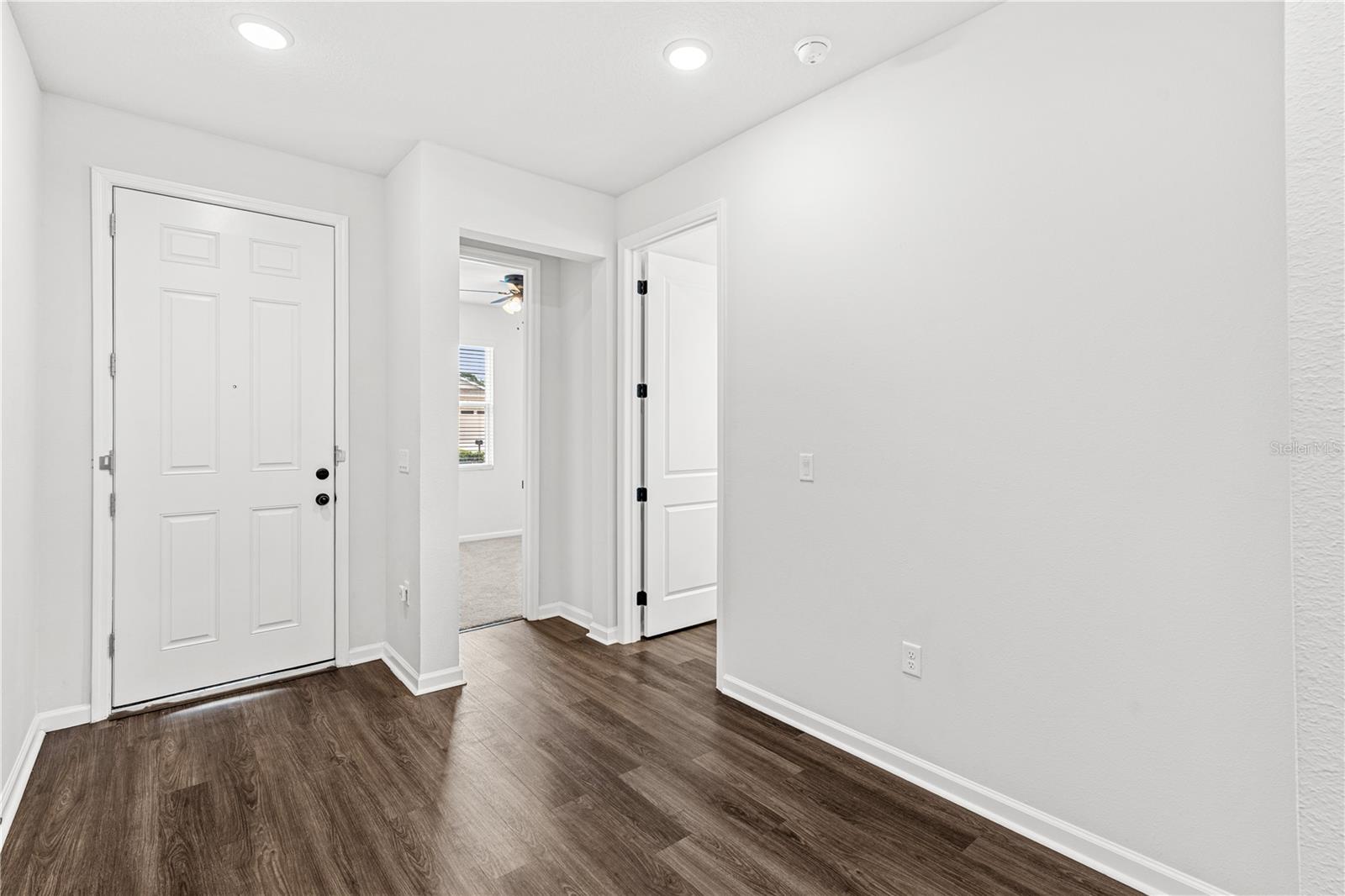 10200 SPRING LAKE DR, CLERMONT, FL, 34711
