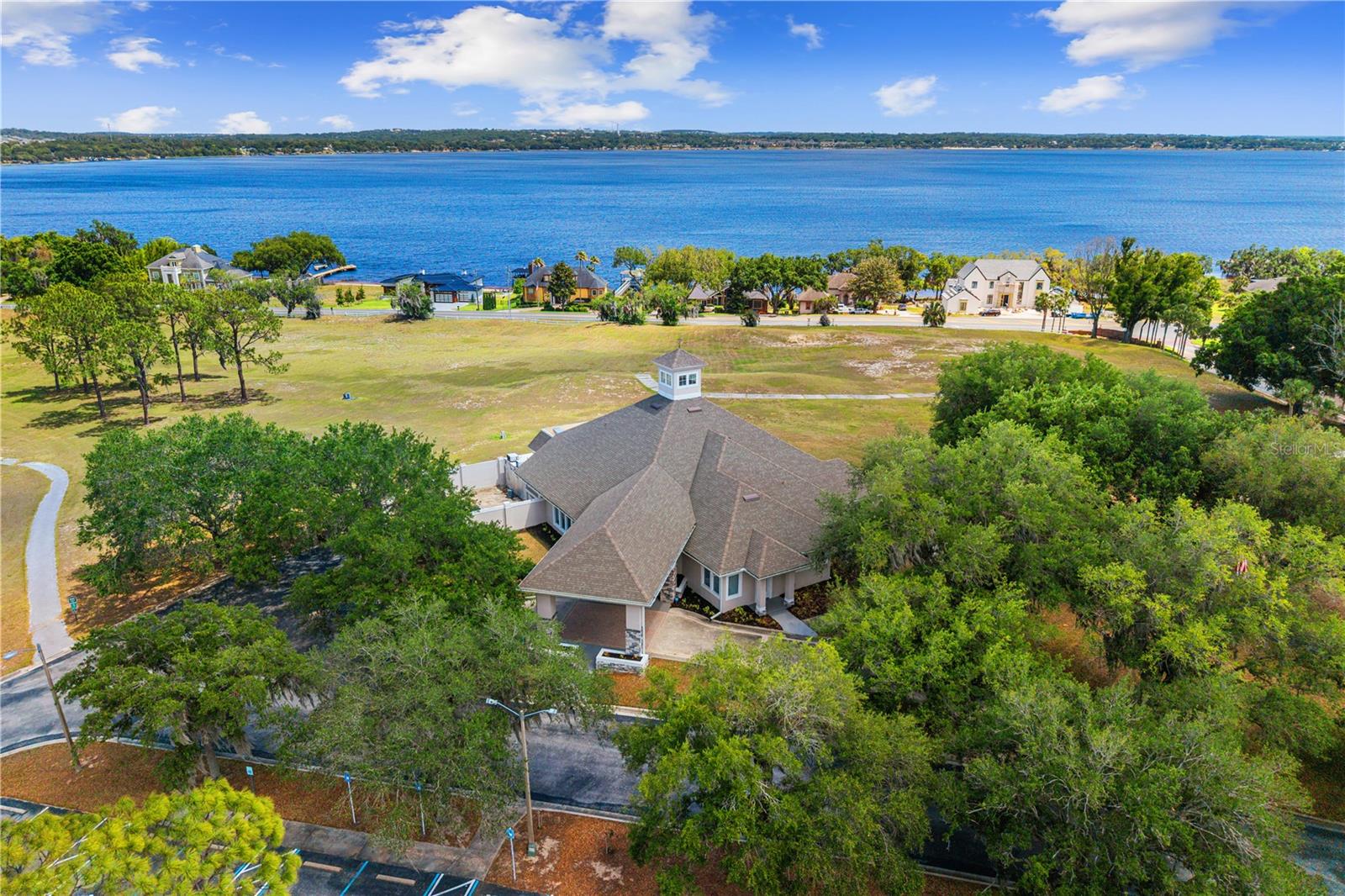 10200 SPRING LAKE DR, CLERMONT, FL, 34711