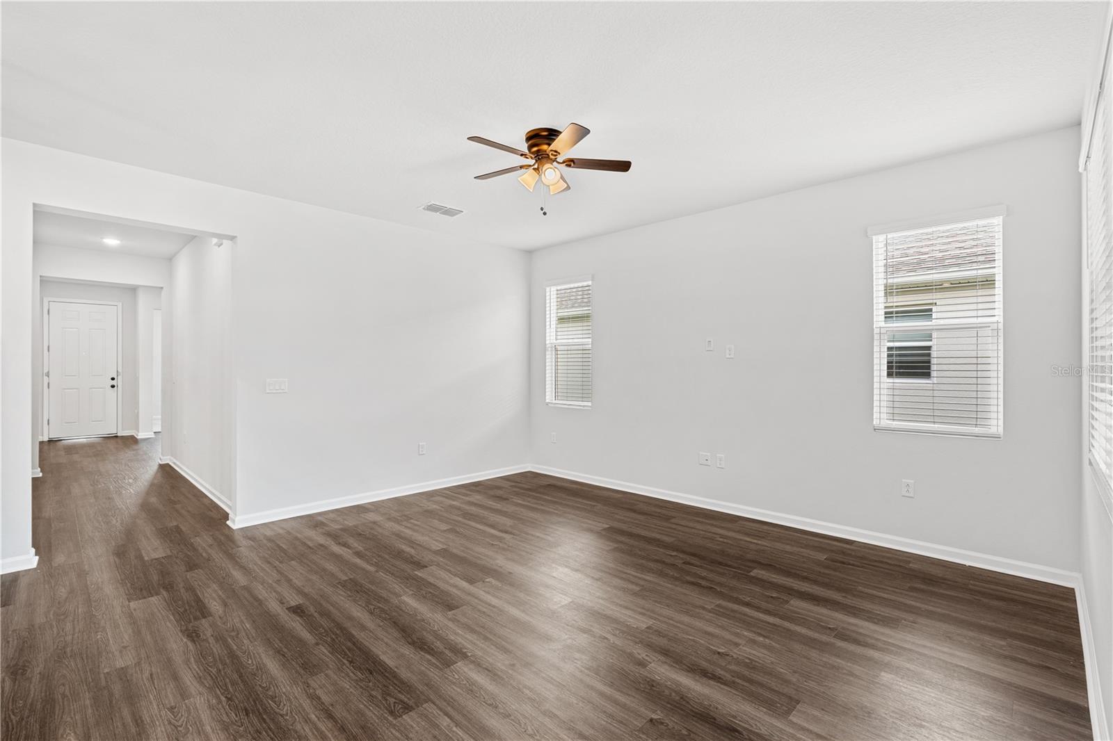 10200 SPRING LAKE DR, CLERMONT, FL, 34711