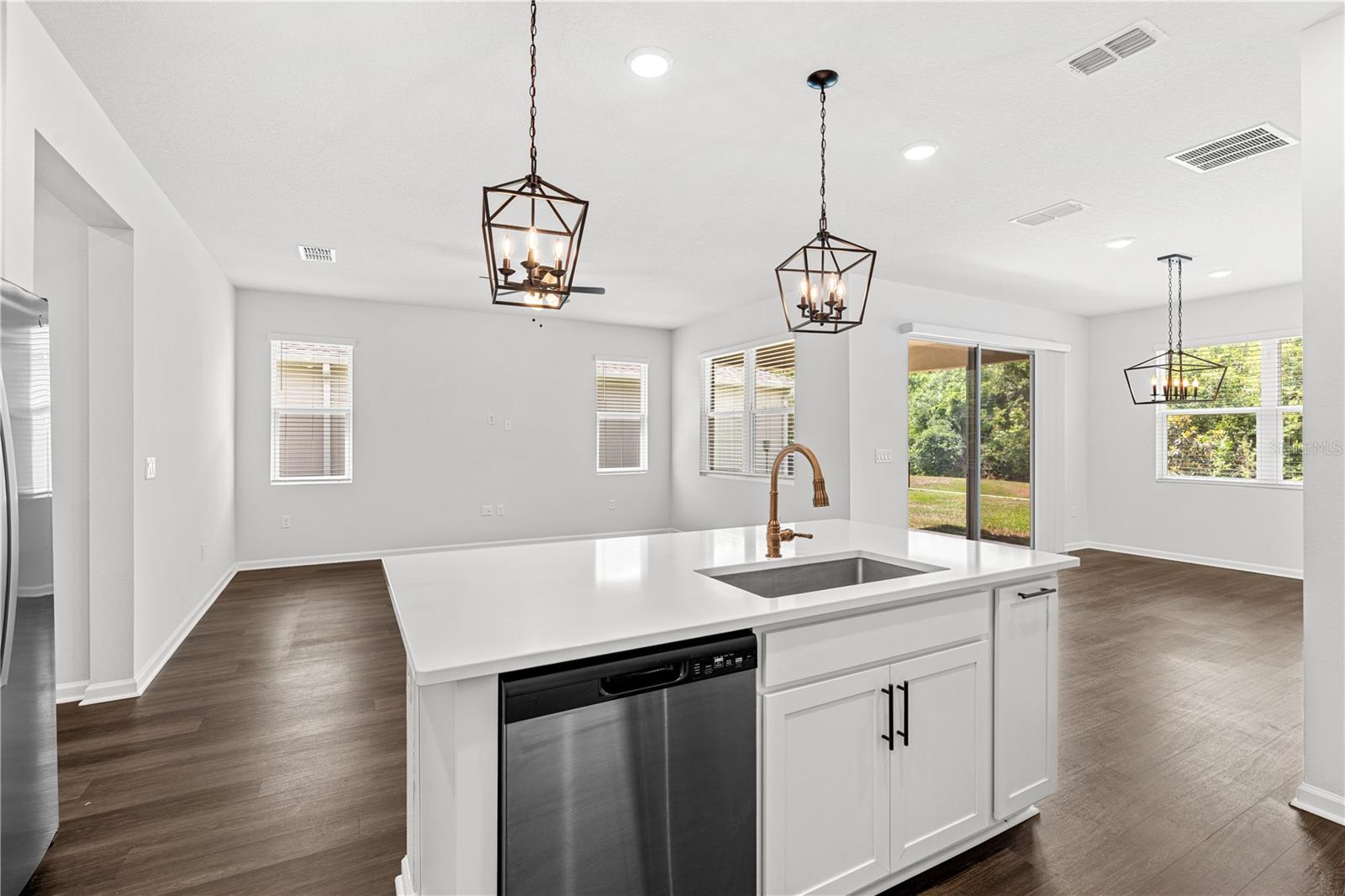10200 SPRING LAKE DR, CLERMONT, FL, 34711