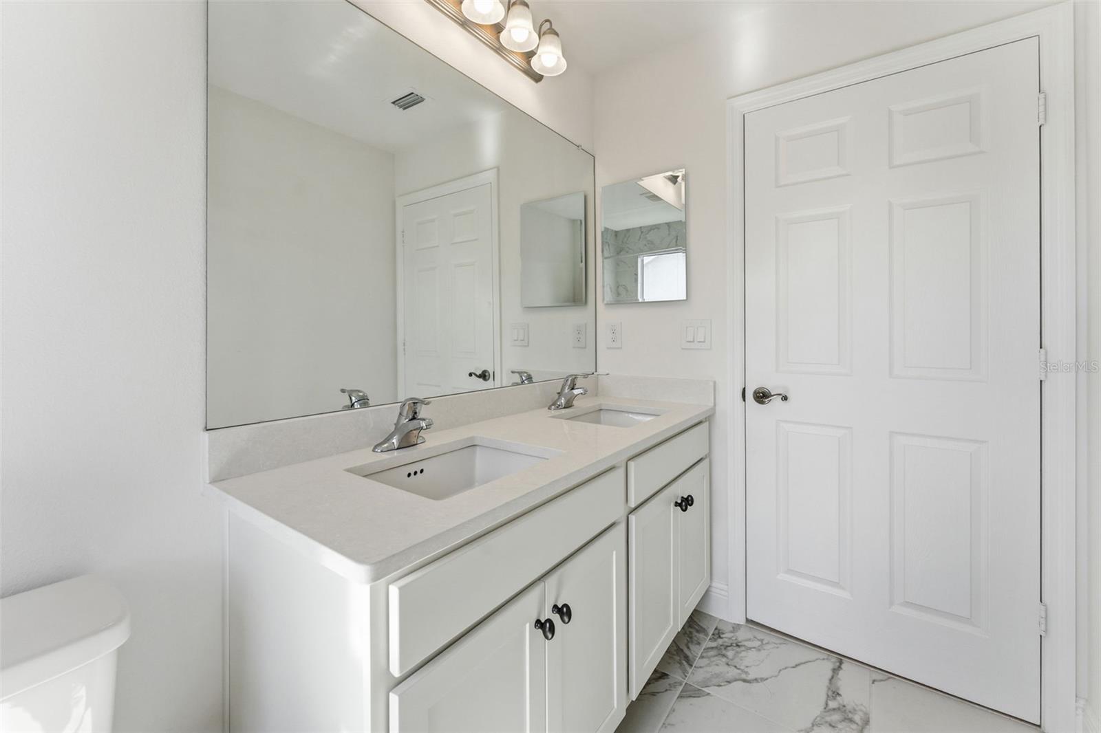 8322 EAGLE BROOK DR, LAND O LAKES, FL, 34638