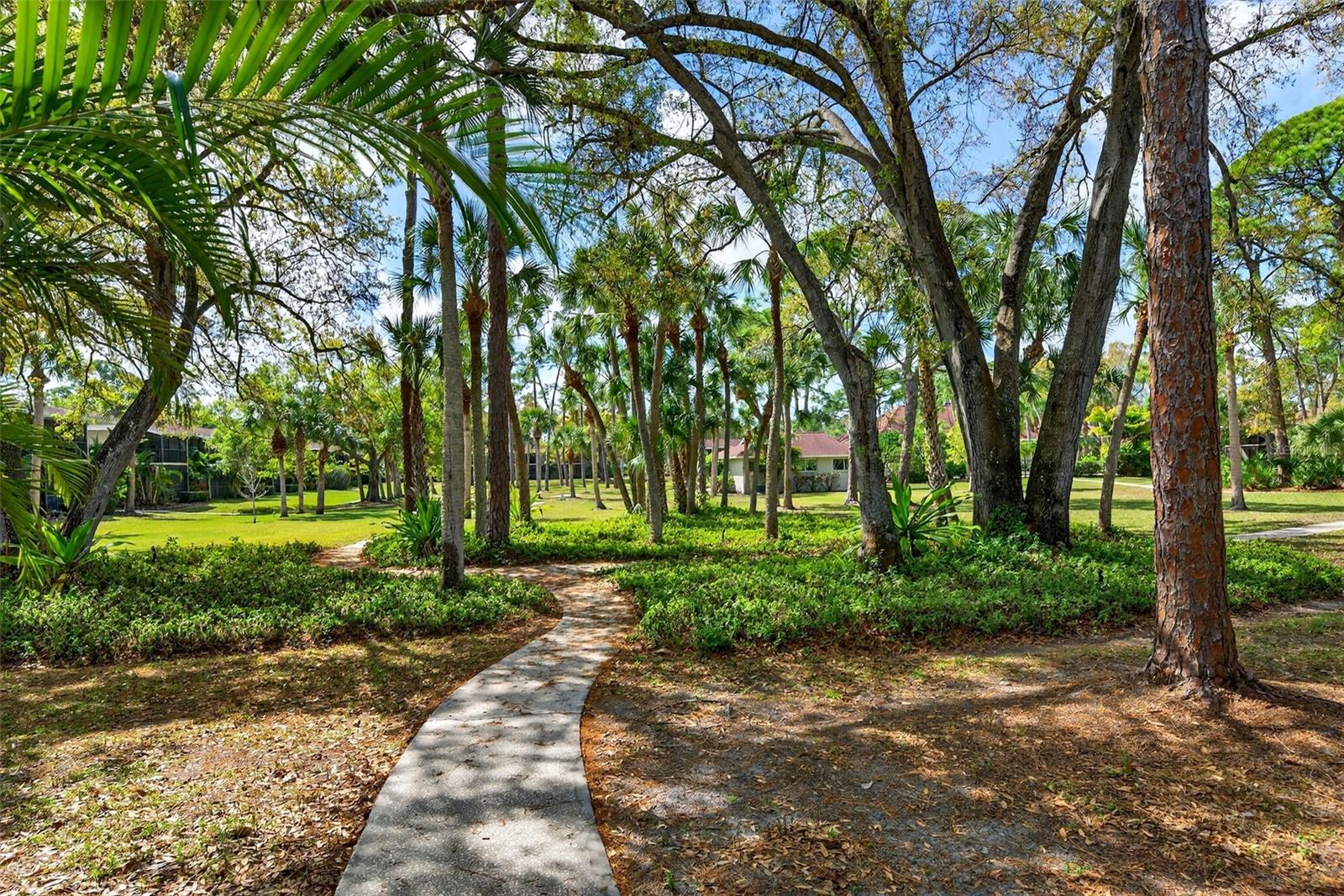 930 LA COSTA CIR #2, SARASOTA, FL, 34237