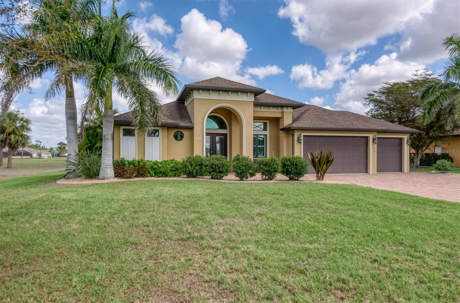 558 ROYAL POINCIANA, PUNTA GORDA, FL, 33955